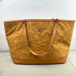 Jewell by Thirty-One Bags Metallic Cork Tote with Wristlet Bag